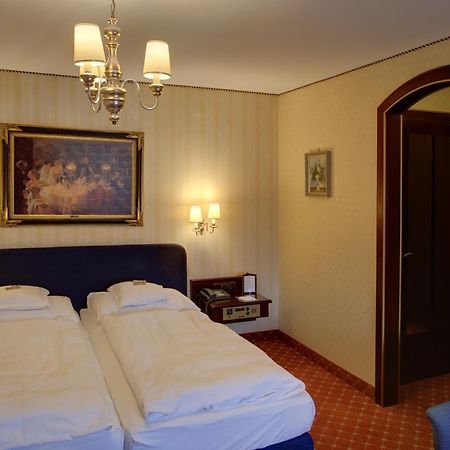 Hotel Brauereigasthof Landwehr-Braeu Reichelshofen الغرفة الصورة