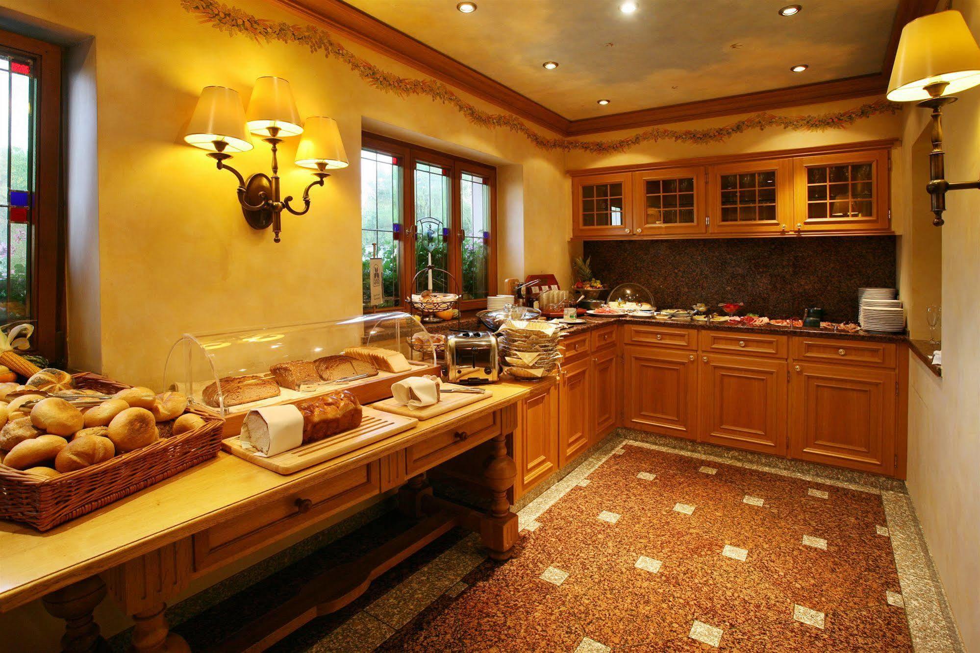 Hotel Brauereigasthof Landwehr-Braeu Reichelshofen المظهر الخارجي الصورة